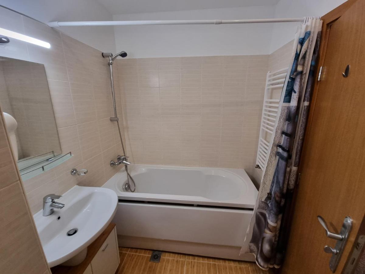 Borovets Ski&Spa Studio - Semiramida Garden A16 Luaran gambar