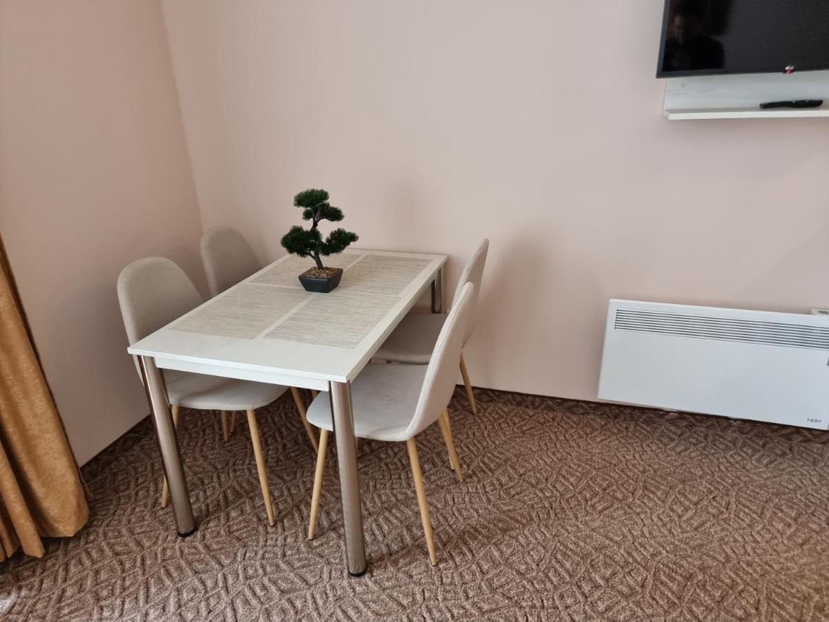 Borovets Ski&Spa Studio - Semiramida Garden A16 Luaran gambar